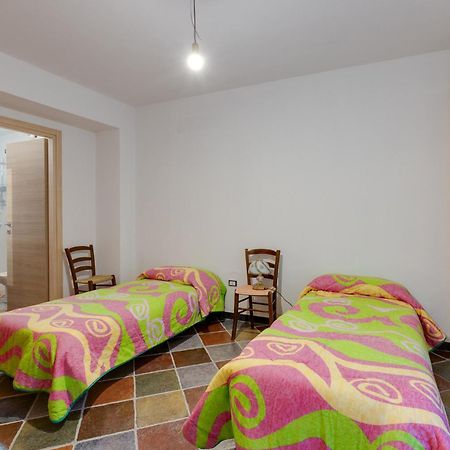 Entu Nou Apartment Bortigali ภายนอก รูปภาพ